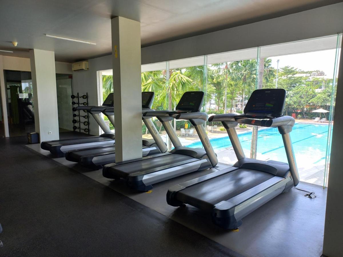 Aero Room Tangerang Luaran gambar