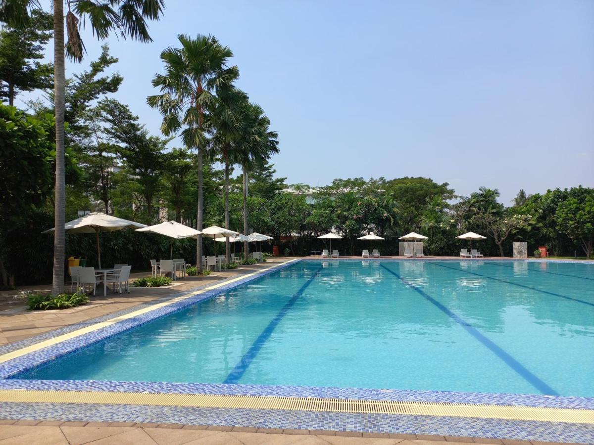 Aero Room Tangerang Luaran gambar